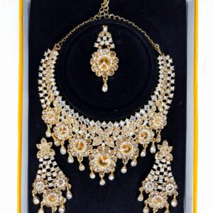 Indian Pal Exclusive Jewellery Set Of White And Golden Stone